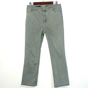 Ecru The La Cienega Straight Leg Ankle Cropped Jeans